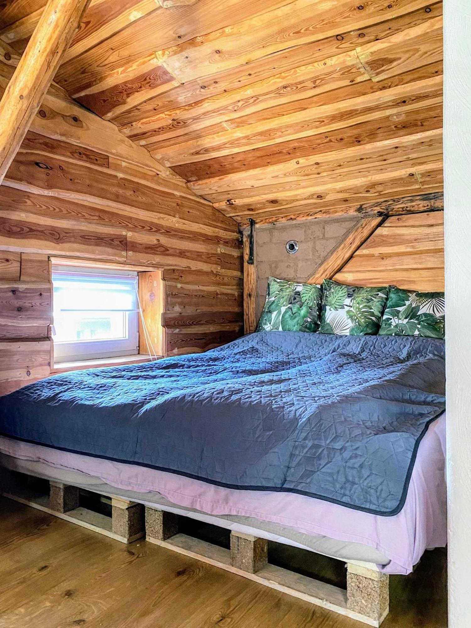 Loft *